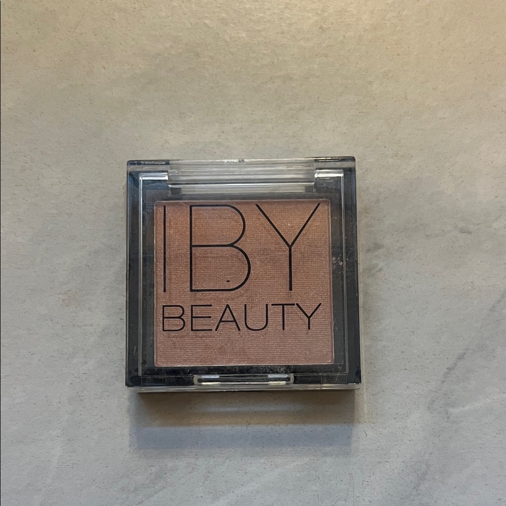 IBY Beauty Highlighter Bubbly